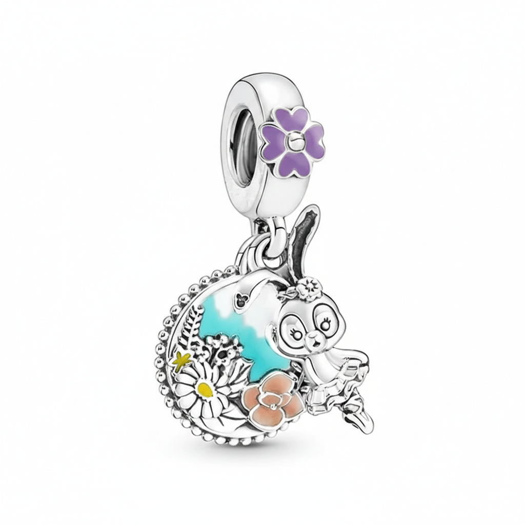 Hängender Cartoon-Reh Charm – Silber mit Blumen & Pastellfarben