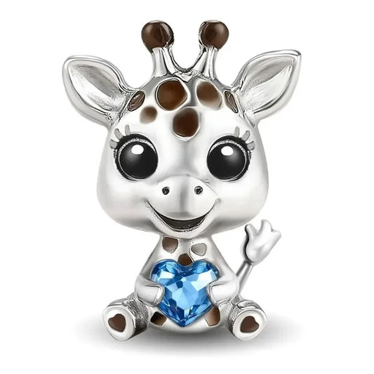 Giraffenbaby Charm – mit blauem Herzstein aus 925 Silber
